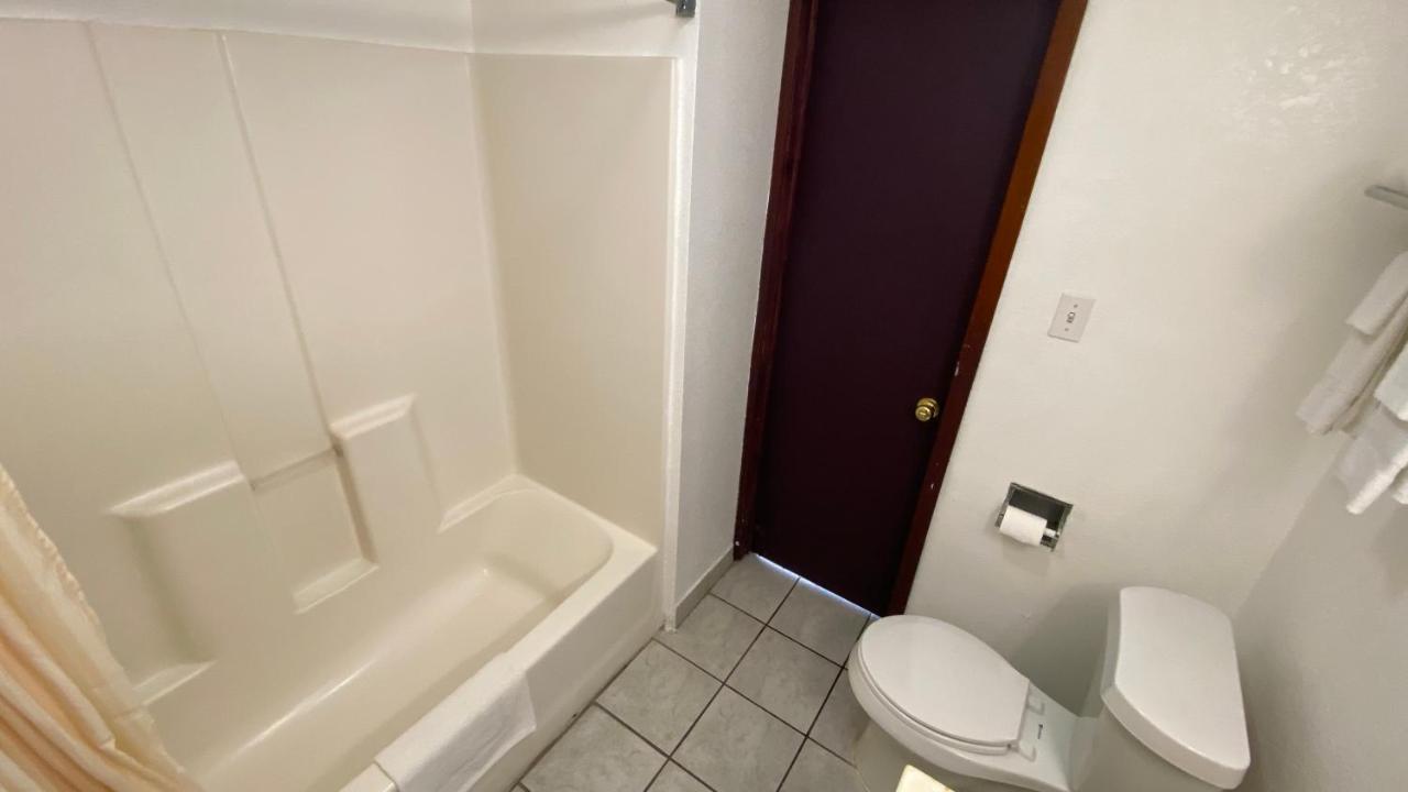Budget Inn & Suites Freer Dış mekan fotoğraf