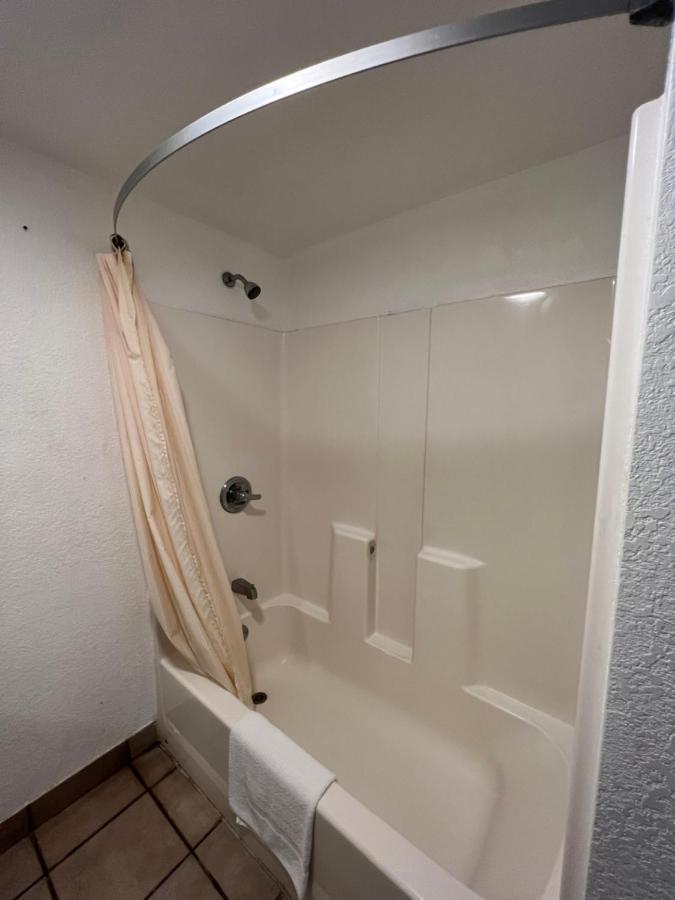 Budget Inn & Suites Freer Dış mekan fotoğraf